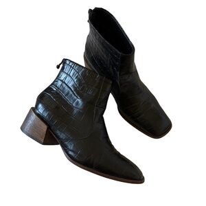 Mari Giudicelli Black Leather Snakeskin Ankle Boots 37 7